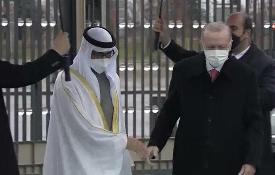 بالفيديو : الشيخ محمد بن زايد آل نهيان يصل إلى تركيا